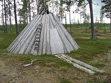Muonionalusta Expedition - Traditional Swedish Sami teepee.